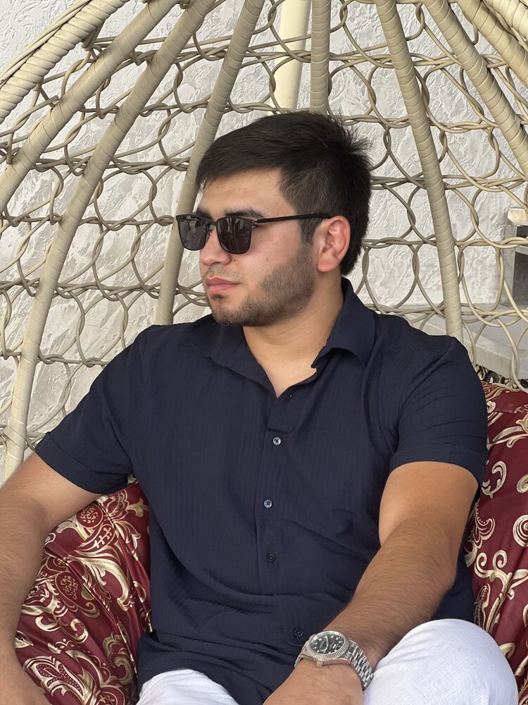  45048820  Bobur, 25 ,    