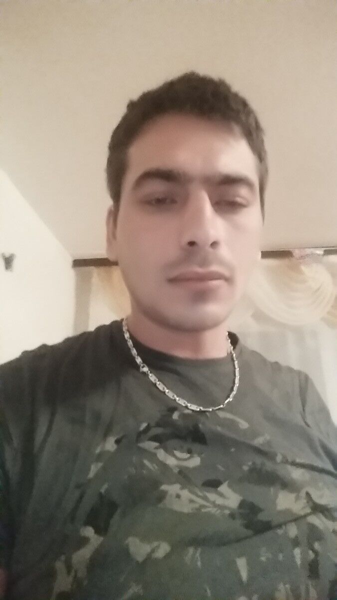 7023430  Ruslan, 36 ,    Neustadt An Der Weinstrasse