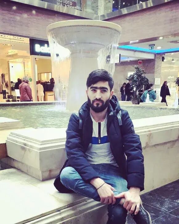  23731380  Rasul, 33 ,    