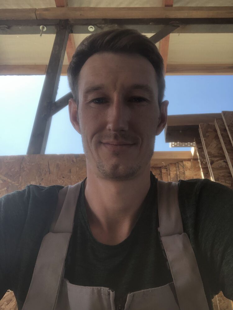  44449020  , 31 ,    