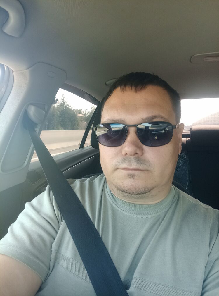  45604490  , 40 ,    