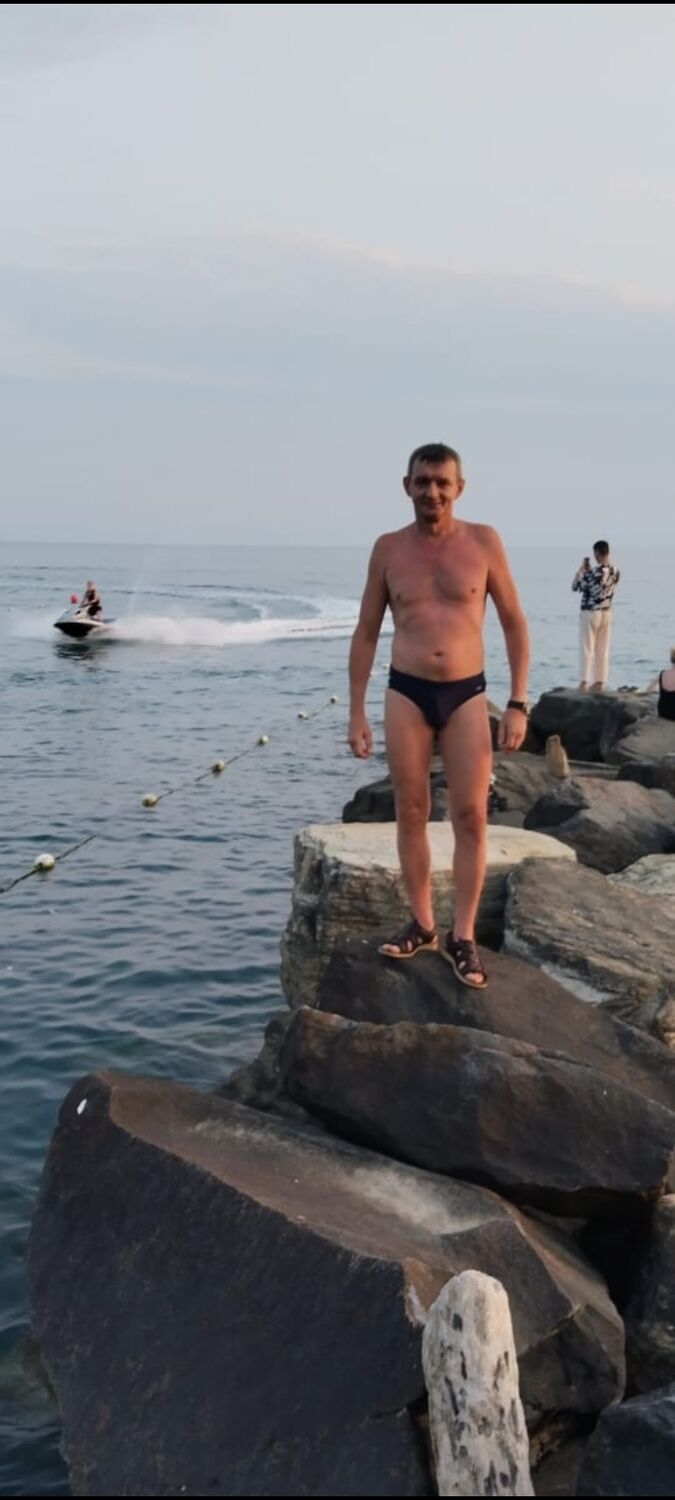  --,   , 38 ,     , c 