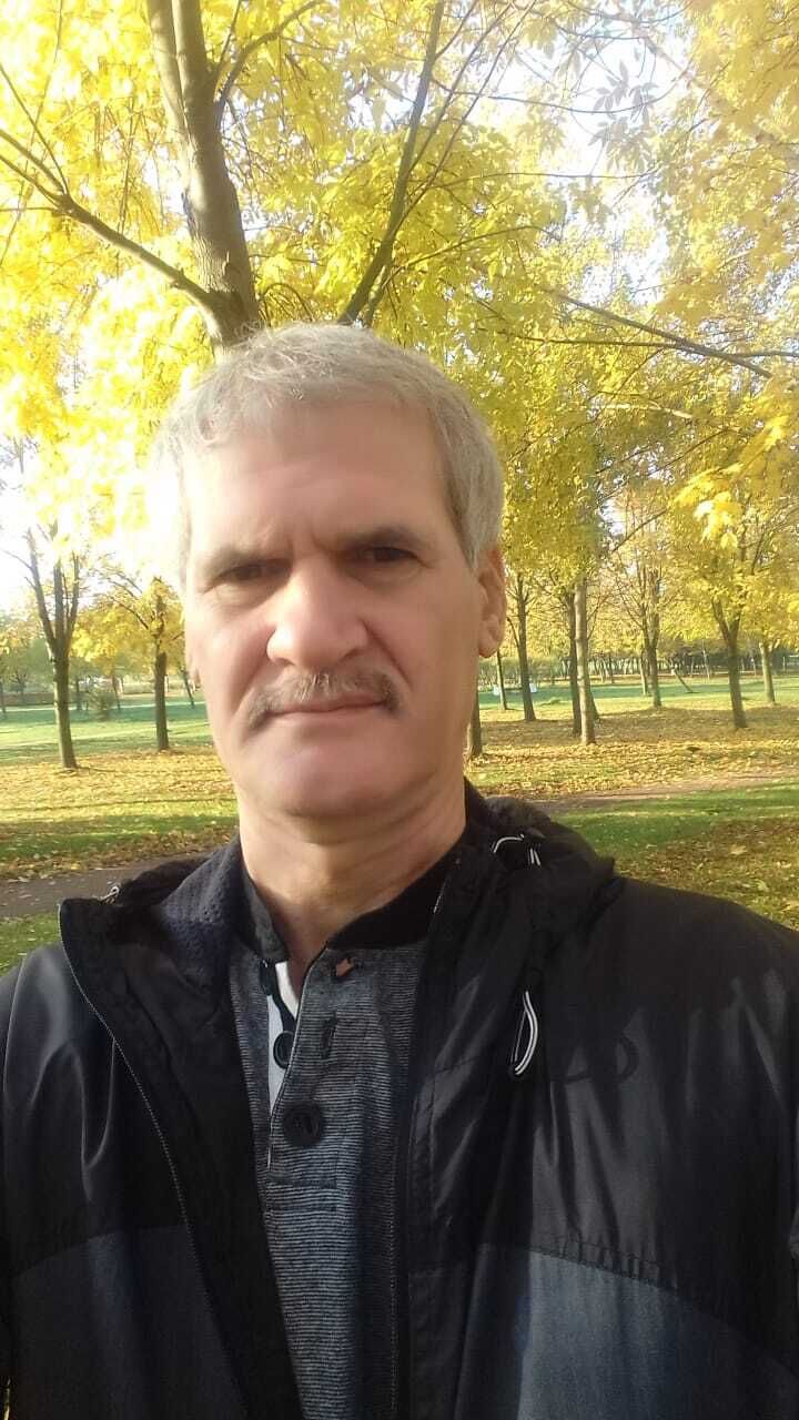 ���� 24302480 ������� STRONG, 52 ����, ���� ���������� � �����-����������