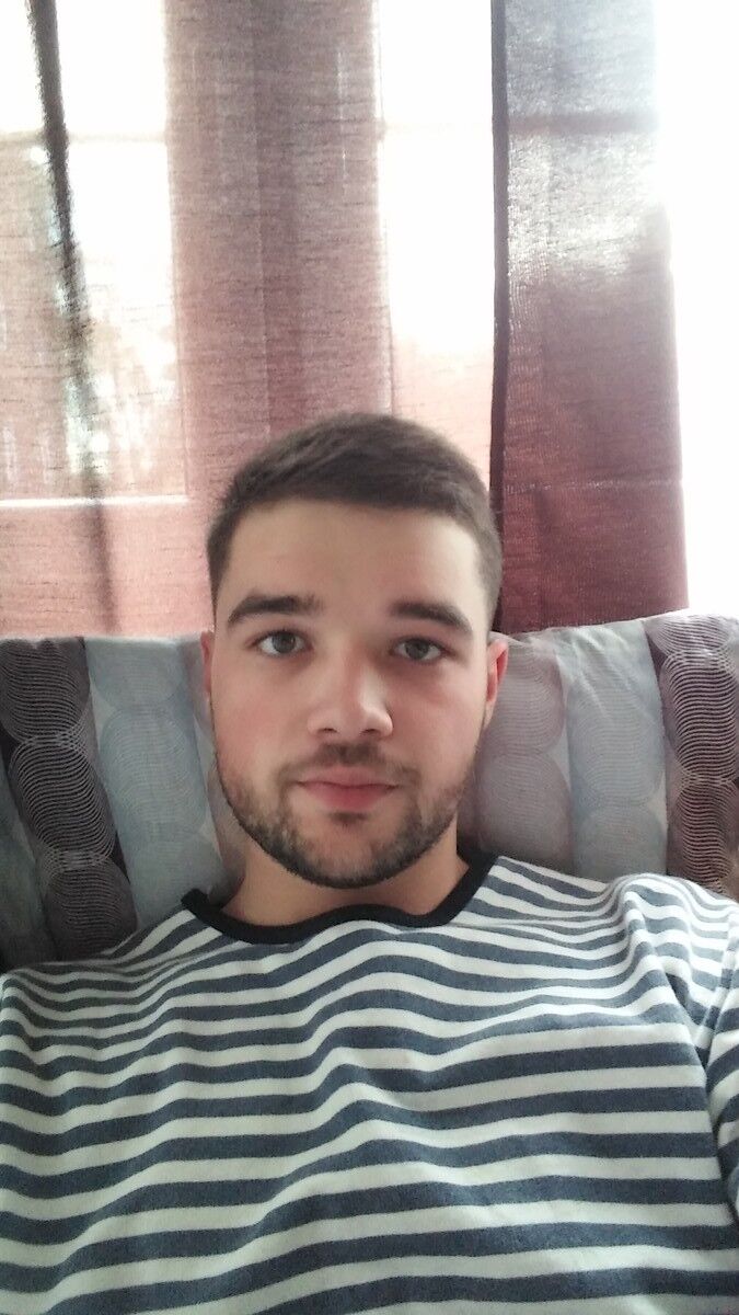  8315000  Denis, 29 ,    Gliwice