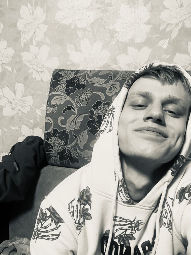  41296010  Svetozar, 26 ,    