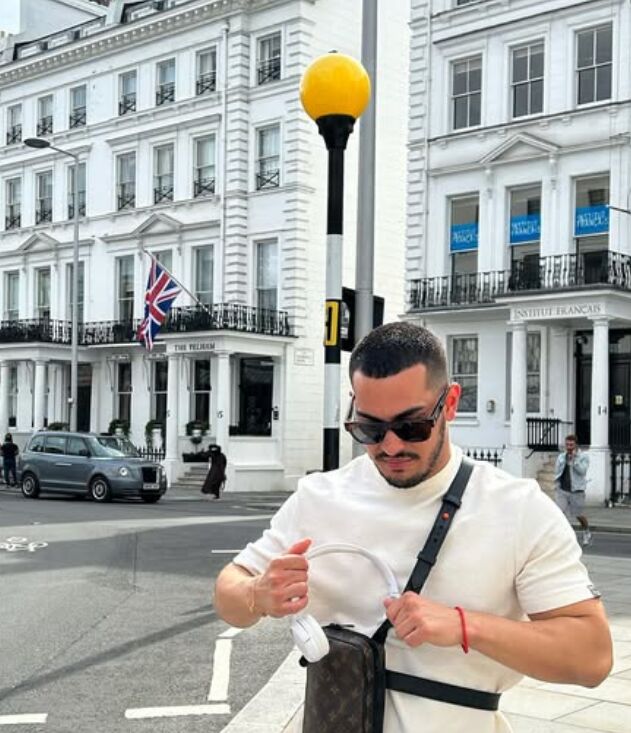 ���� 53496880 ������� �����, 32 ����, ���� ���������� � �����