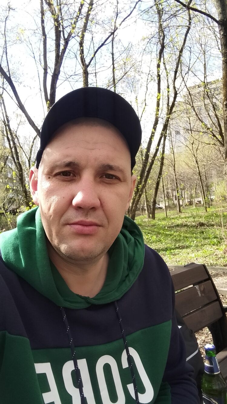  42609380  Oleg, 39 ,    