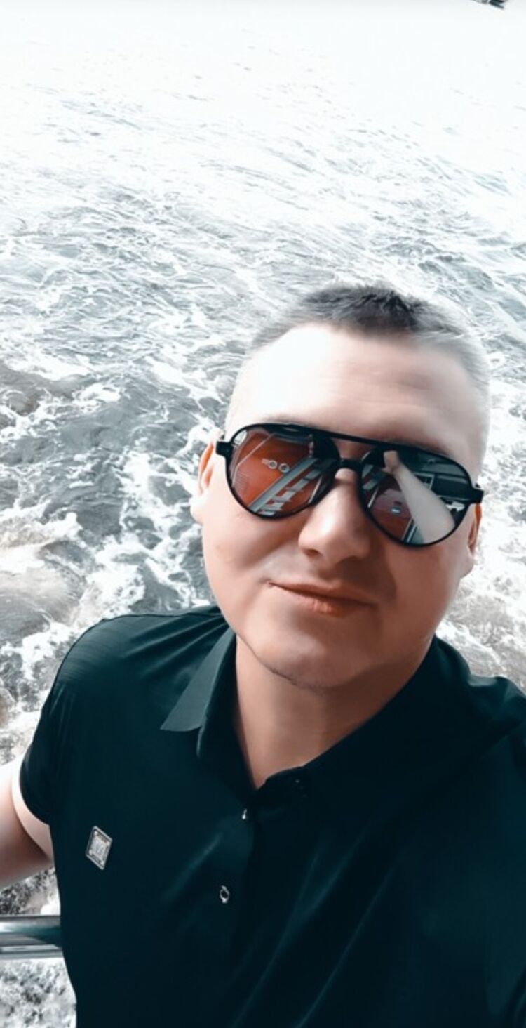  46597620  , 31 ,    