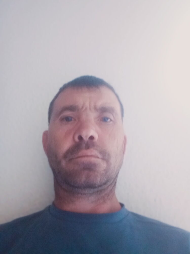  ,   Andrei, 42 ,   ,   