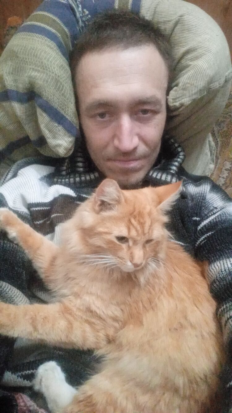  ,   Alex, 41 ,   ,   , c 