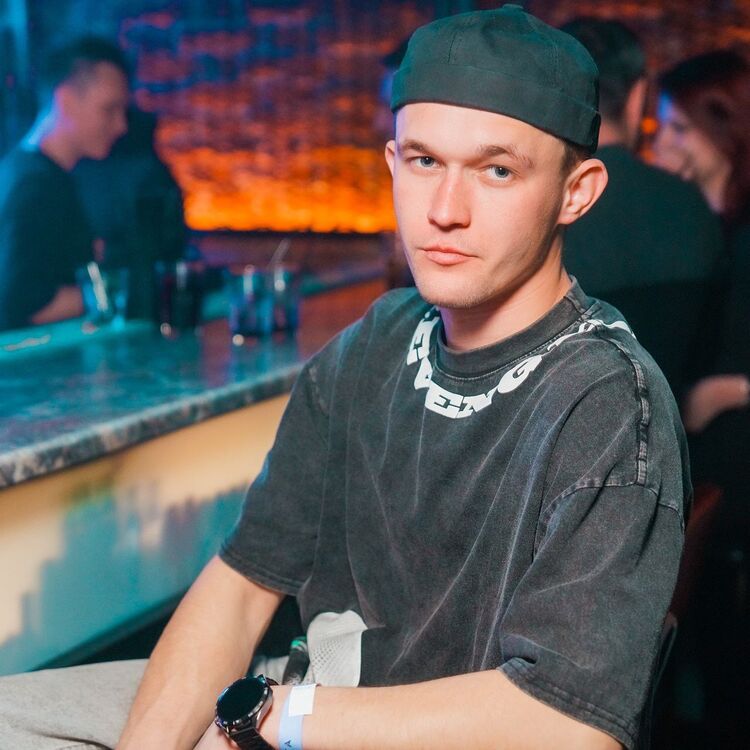 ���� 42704950 ����� �������, 24 ����, ���� ���������� � ����������