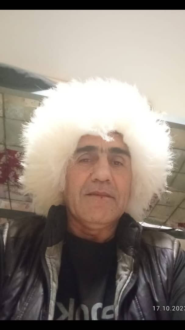  51534370  Zafar, 48 ,    