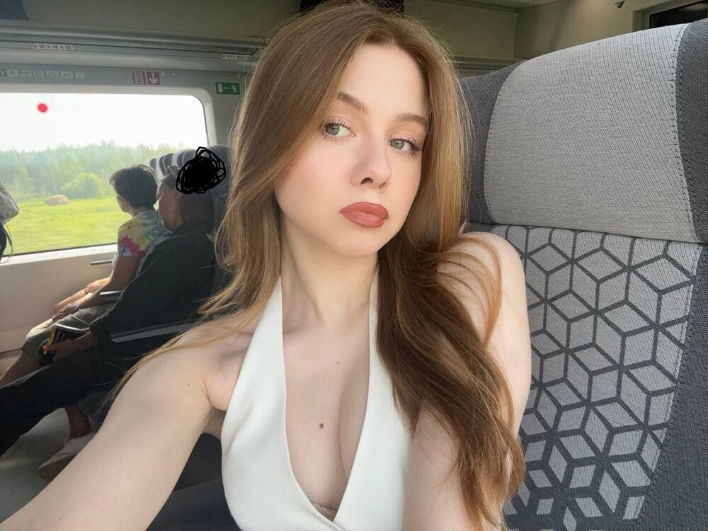  51030040  Daria, 30 ,    