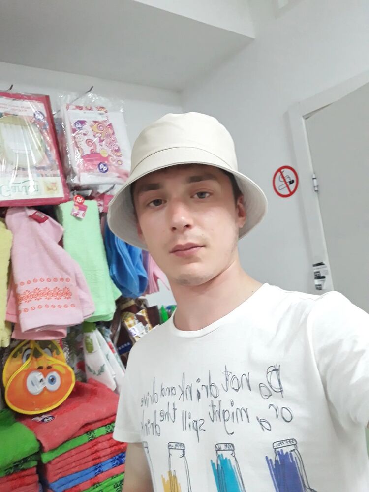  28382250  , 33 ,    