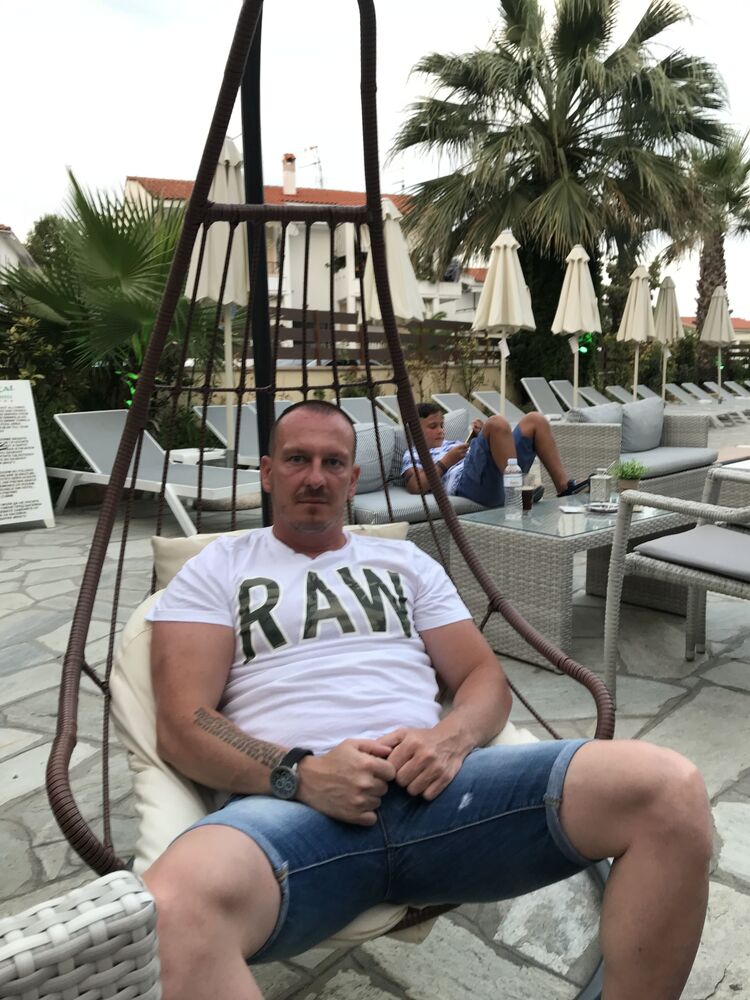  ,   No name, 44 ,   ,   