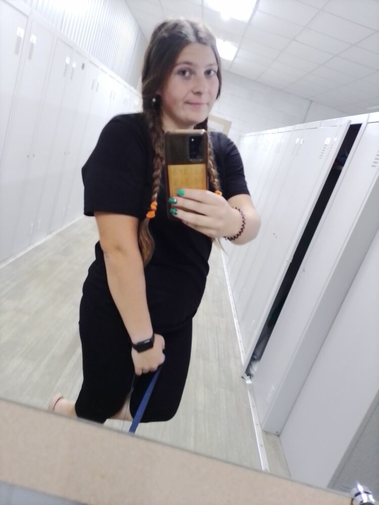  44342890  Svitlanka, 22 ,    
