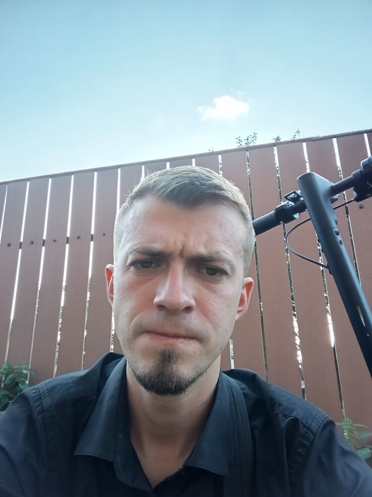  49641470  , 32 ,    