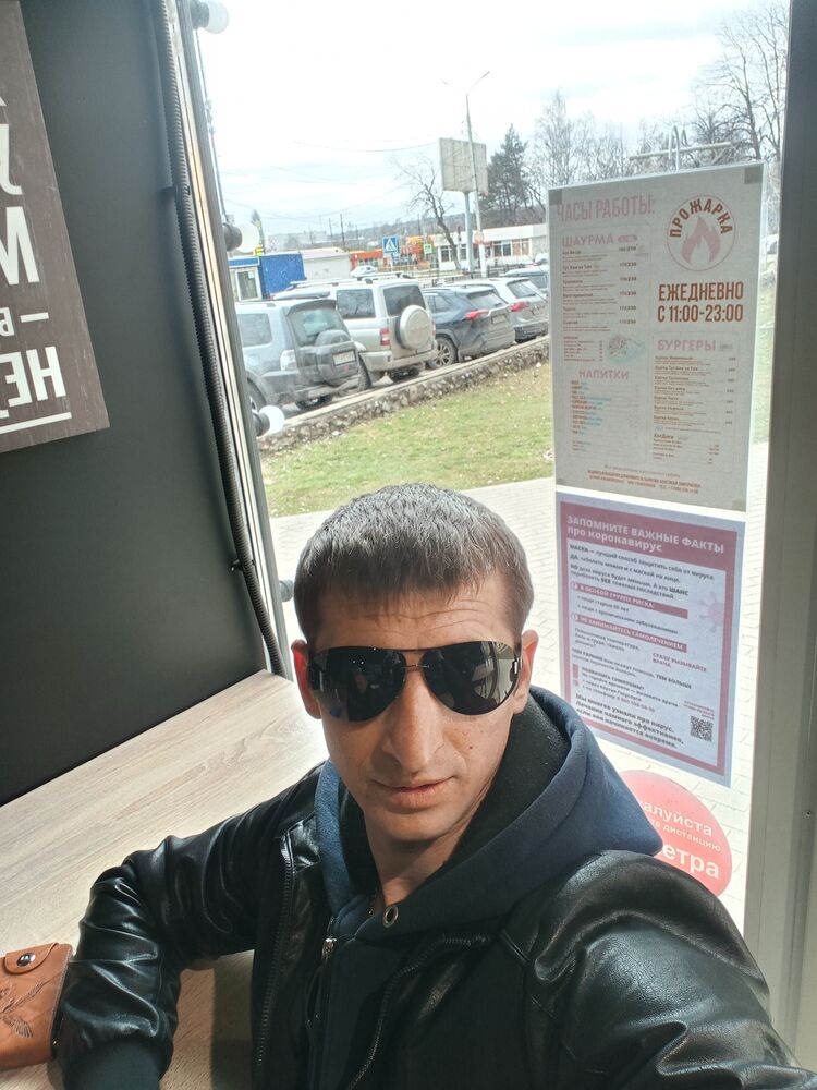  26822820  Denis, 35 ,    