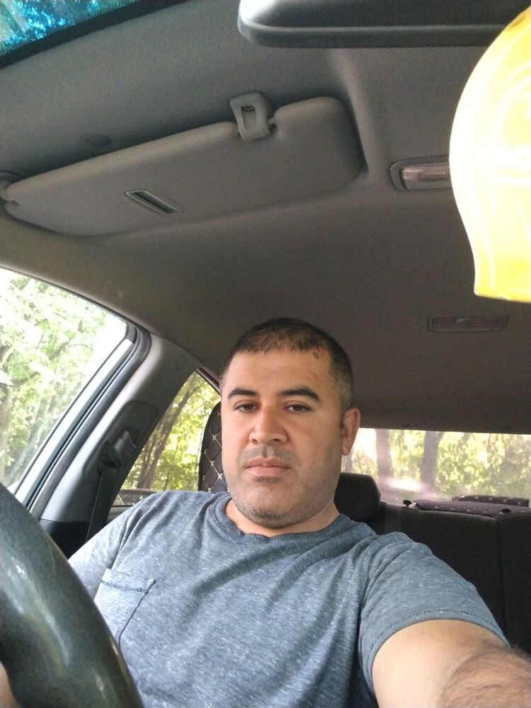  45556280  Ziy, 42 ,    