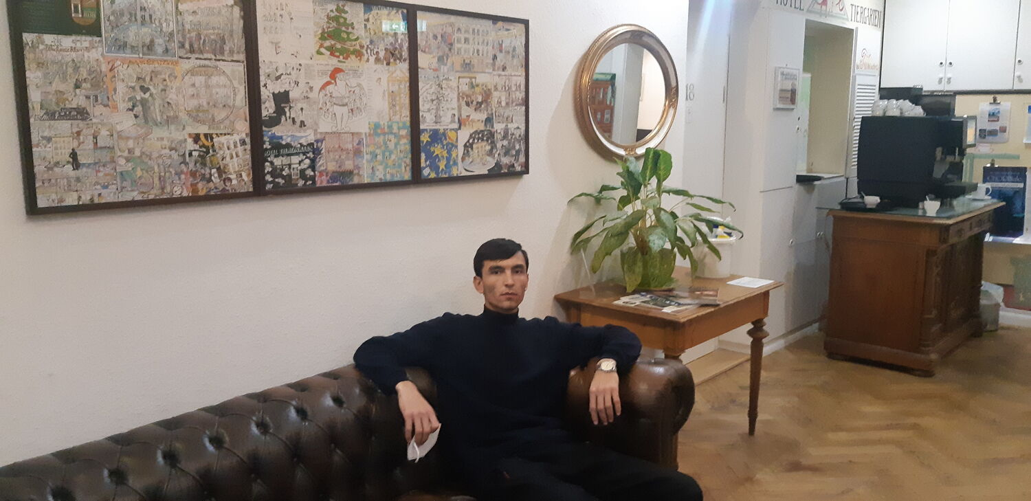  ,   Samandar, 25 ,   ,   