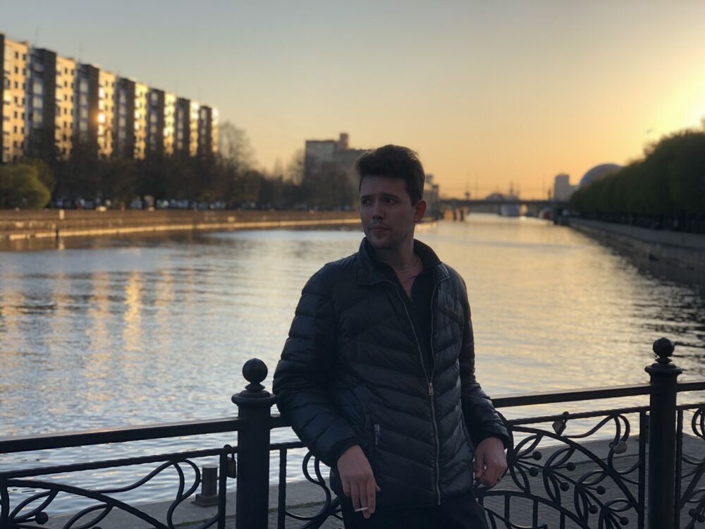  ,   Maxim, 31 ,   ,   