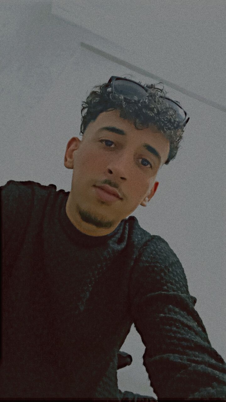  ,   Abdessamad, 23 ,   ,   