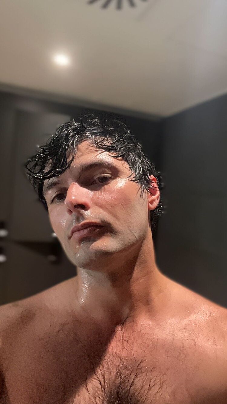  53049830  Michele, 33 ,    Rome