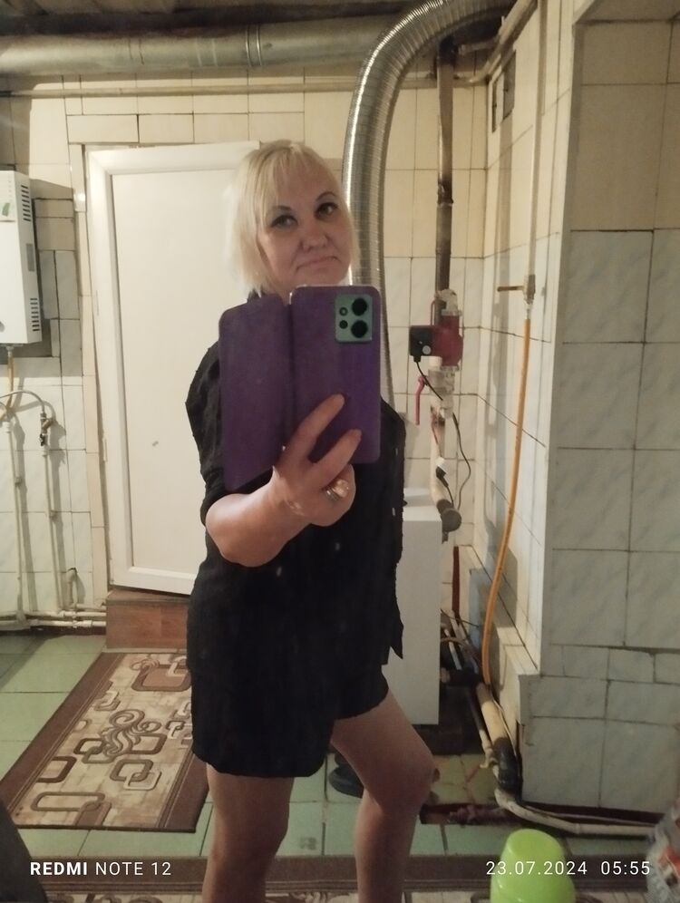 ,   Svetlana, 53 ,     