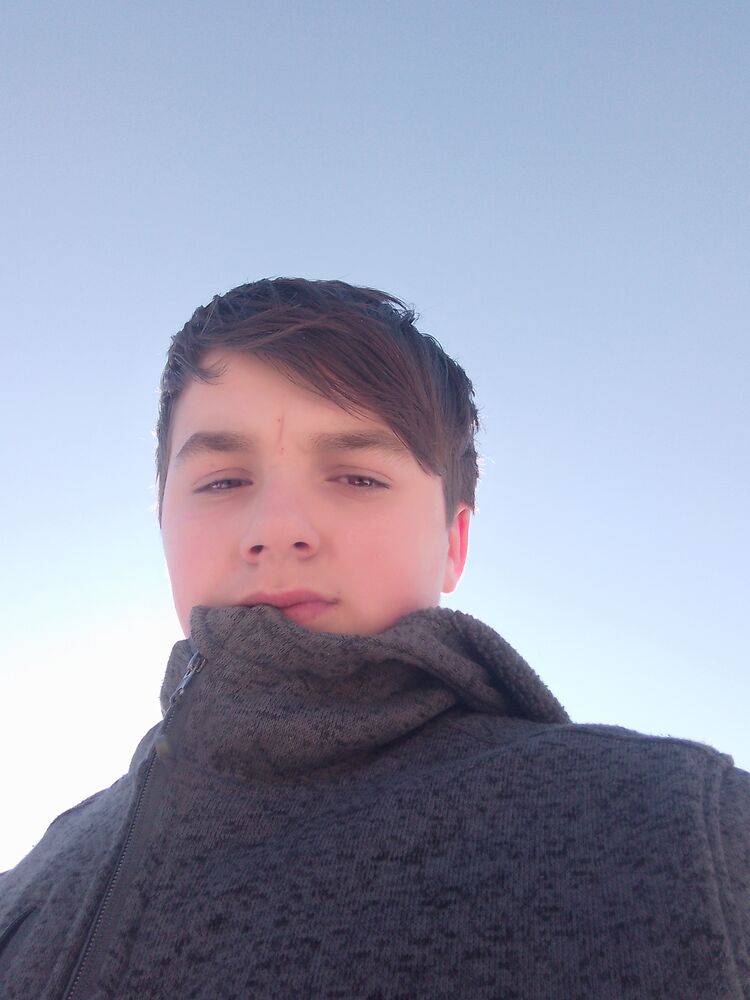  33139910  Dima, 20 ,    