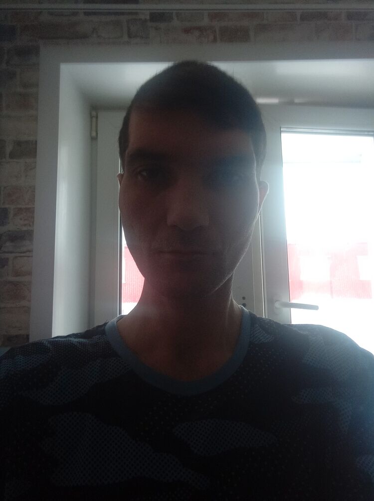  32486430  , 40 ,    