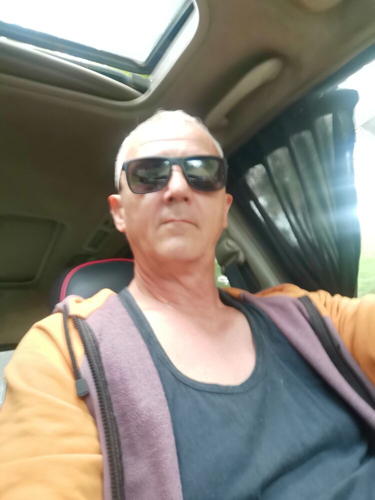  40318180  , 54 ,    