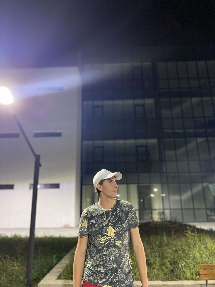  33779160  Sema, 24 ,    