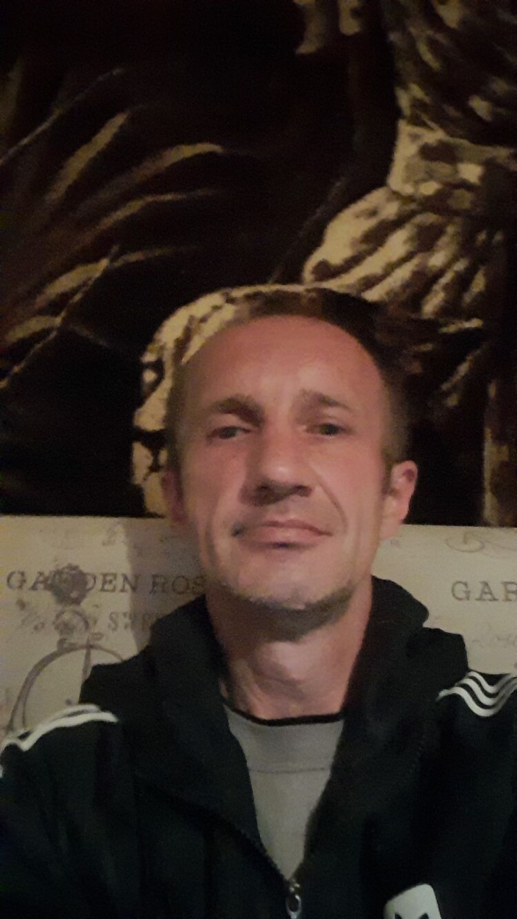  46172480  , 42 ,    