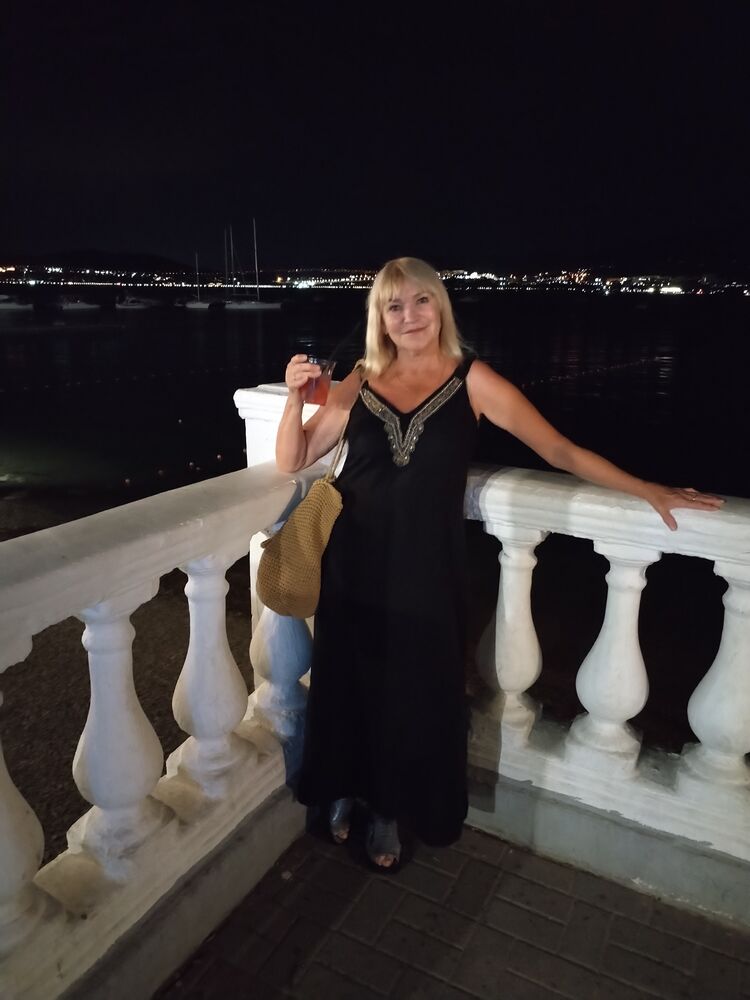  ,   Lana, 60 ,   c 
