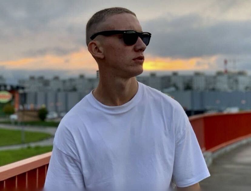  41447520  , 22 ,    