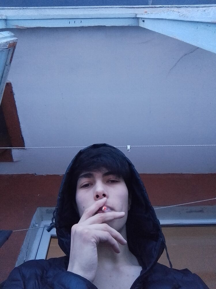  40167680  , 22 ,    