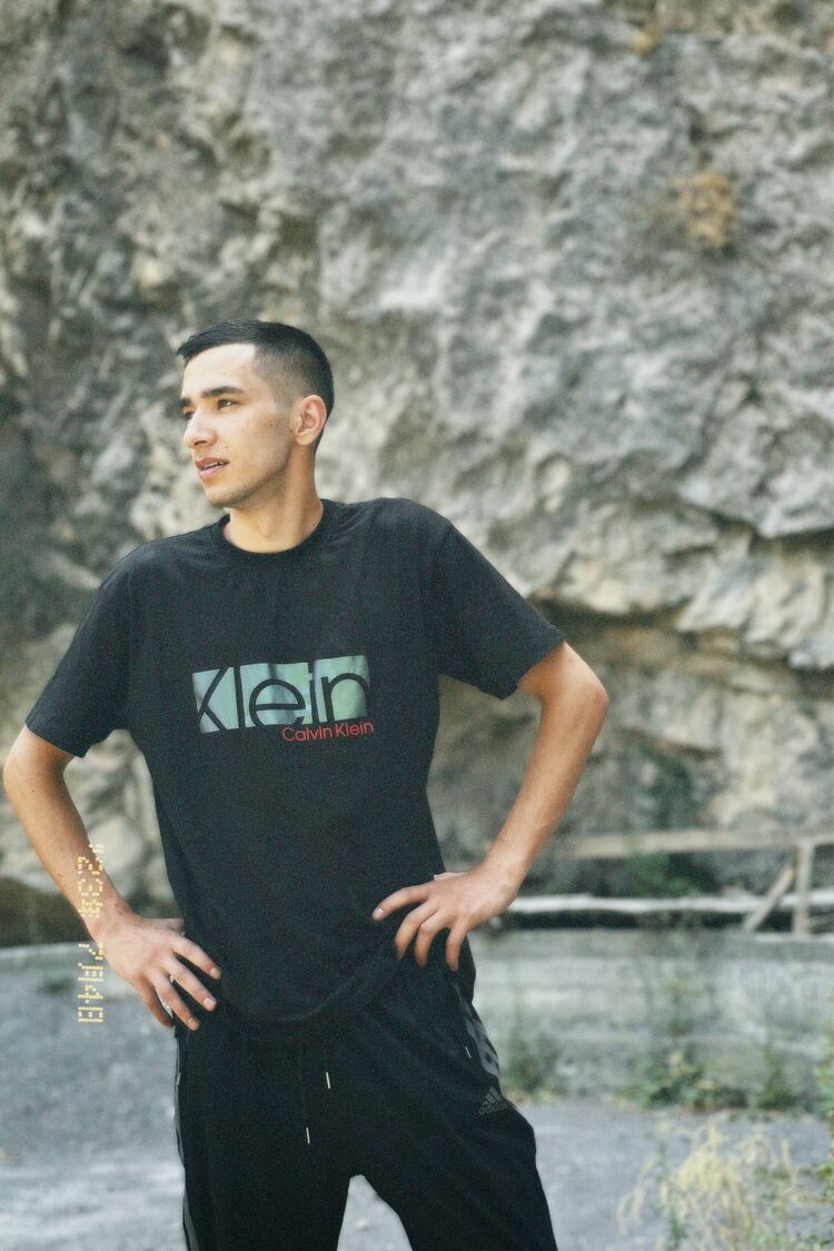  37960720  Khazrat, 25 ,    