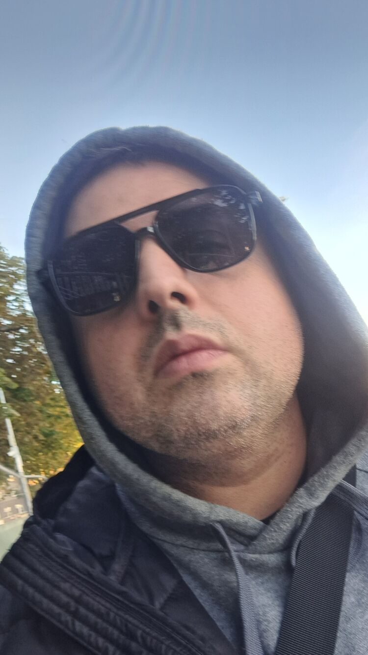  ,   David, 42 ,   ,   