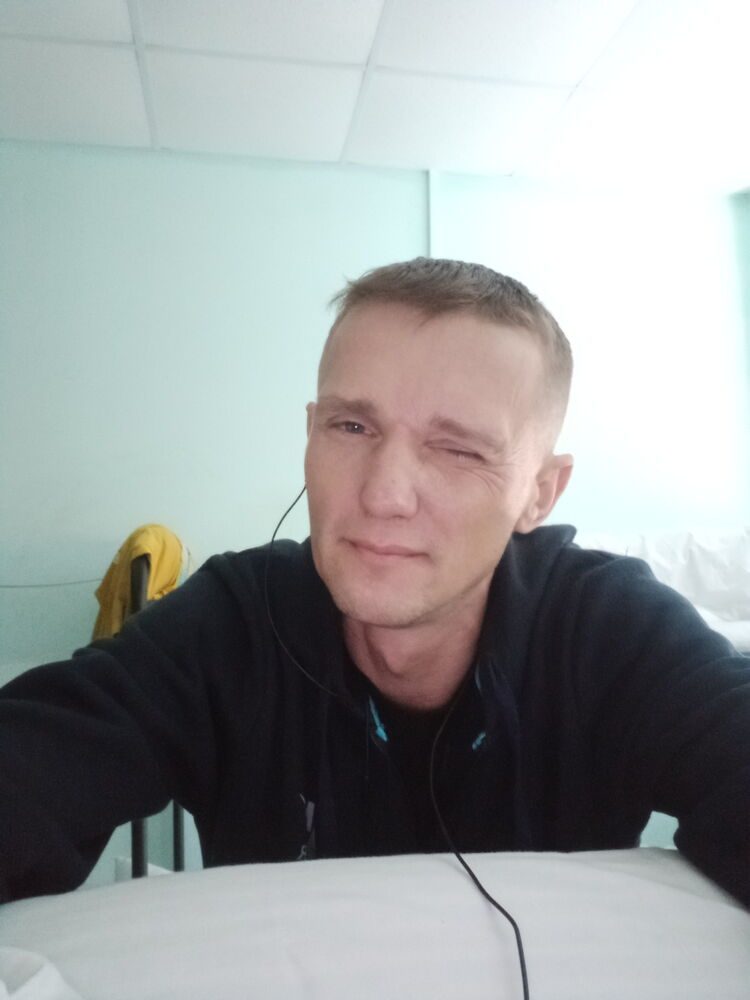  24708210  , 43 ,    