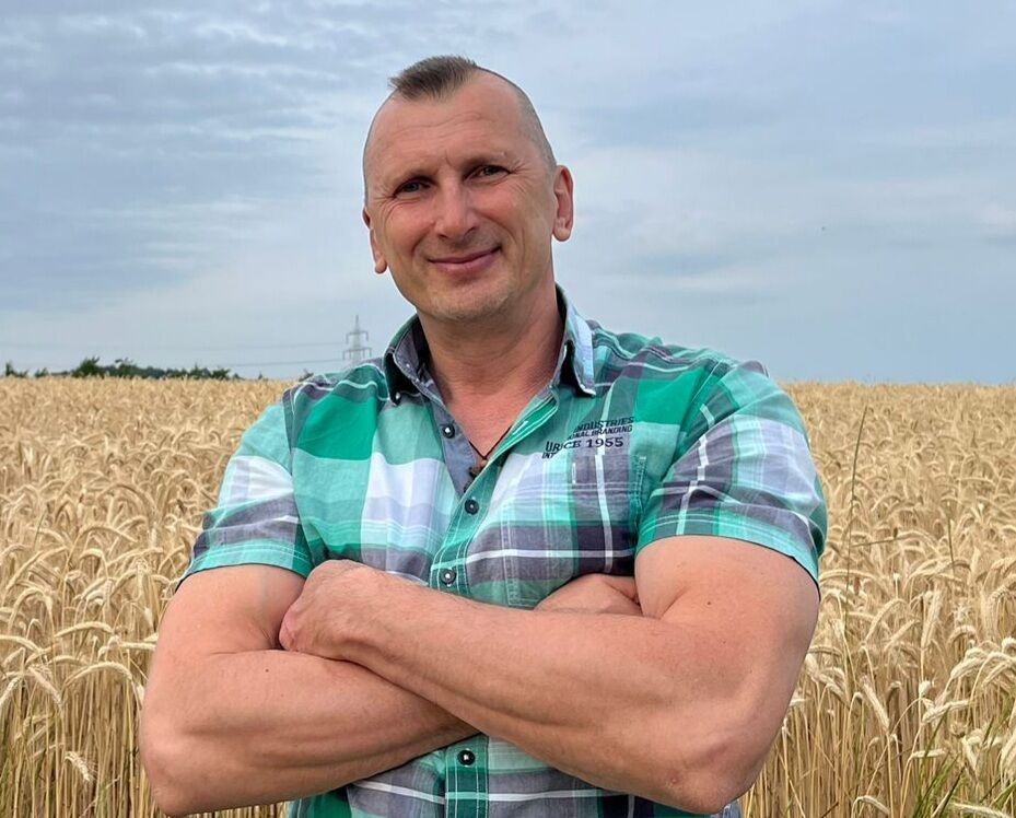  Stuttgart,   , 55 ,  
