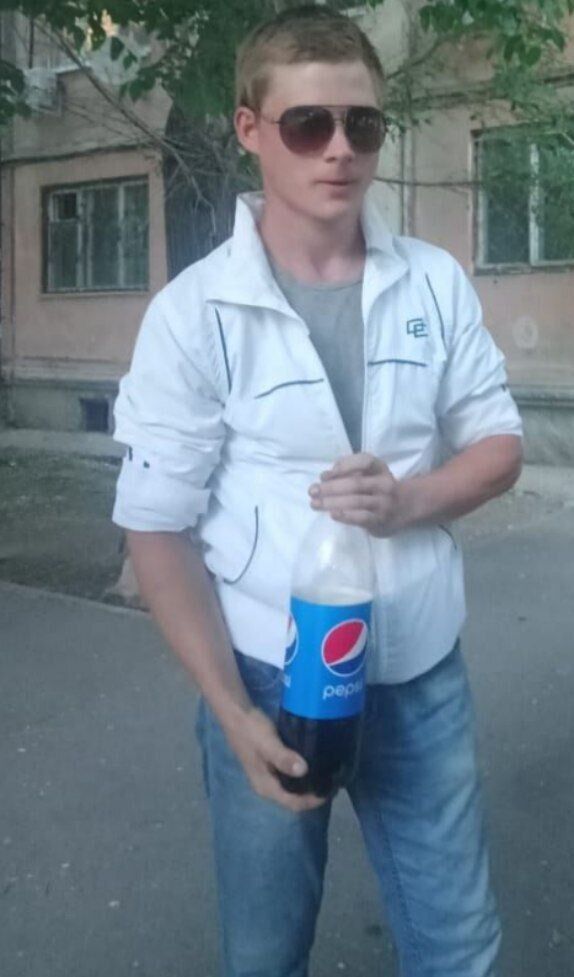  37582060  , 22 ,    