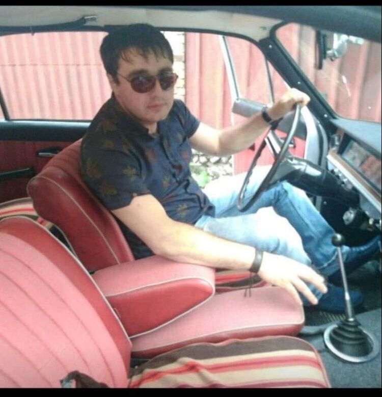  30978350  , 37 ,    