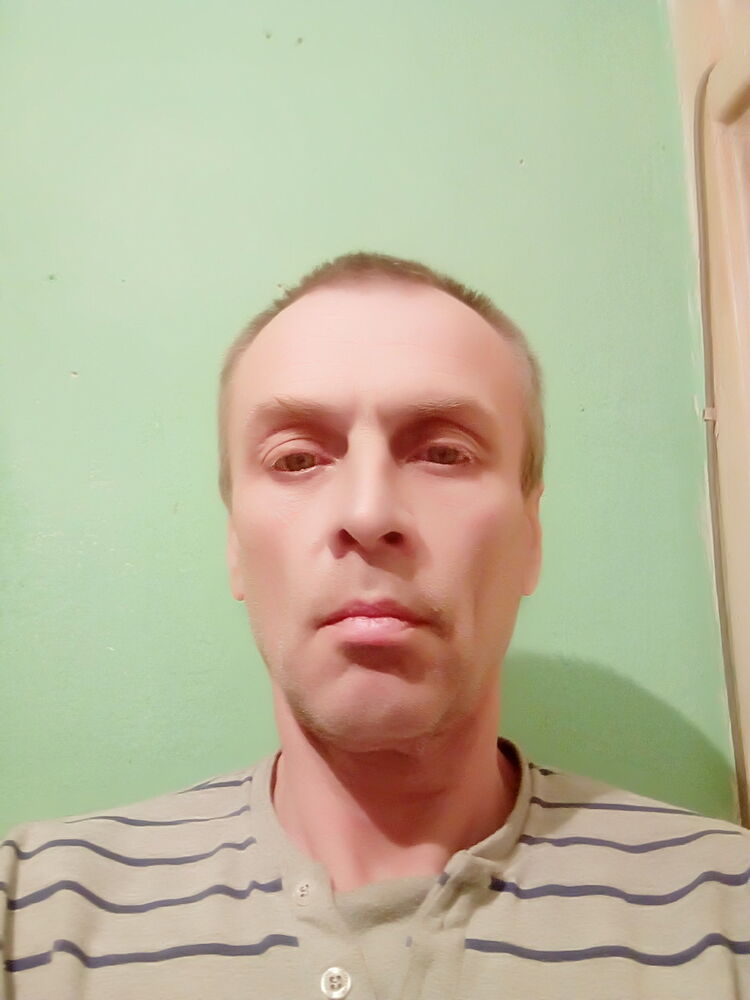 18886250  Anatoliy, 52 ,    