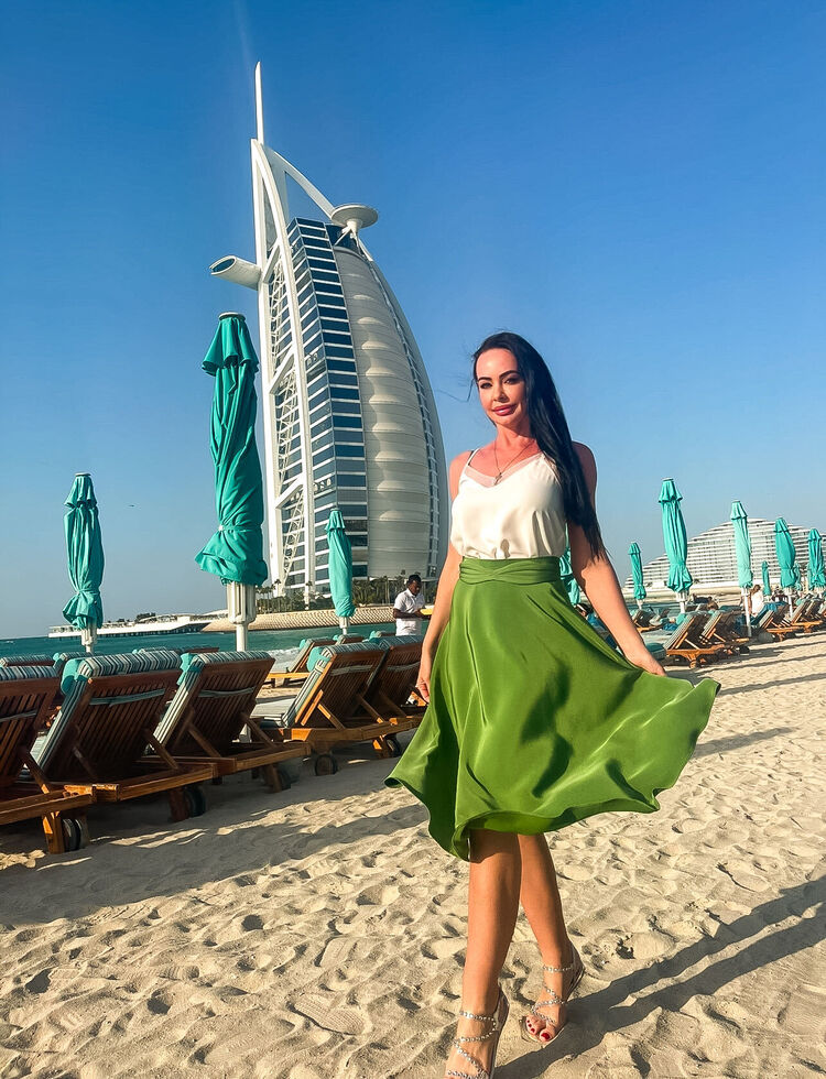  Ortakoy,   Elena, 38 ,     , c 