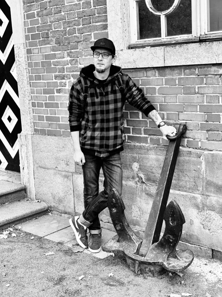 ���� 37206410 ������� ZY, 43 ����, ���� ���������� � �����-����������