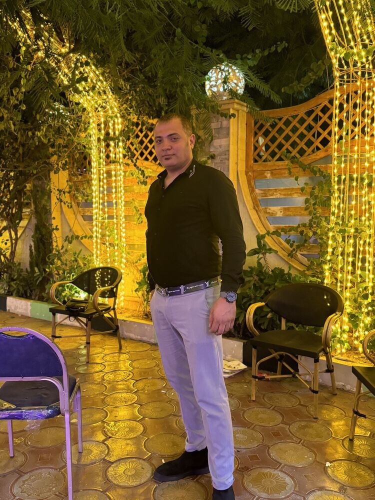  49911350  Ahmed, 42 ,    Fontvieille