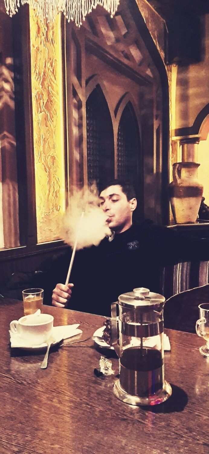  22595990  Narek, 32 ,    
