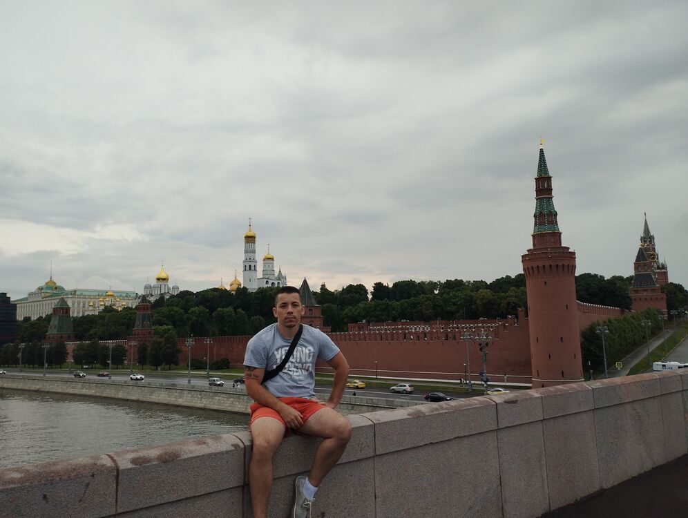  28194260  Vladislav, 29 ,     