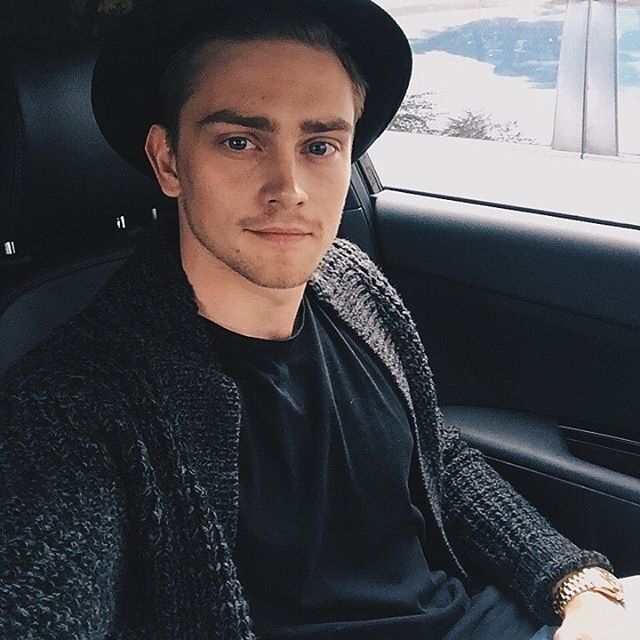 ���� 9322190 ������� ˸��, 35 ���, ���� ���������� � ������