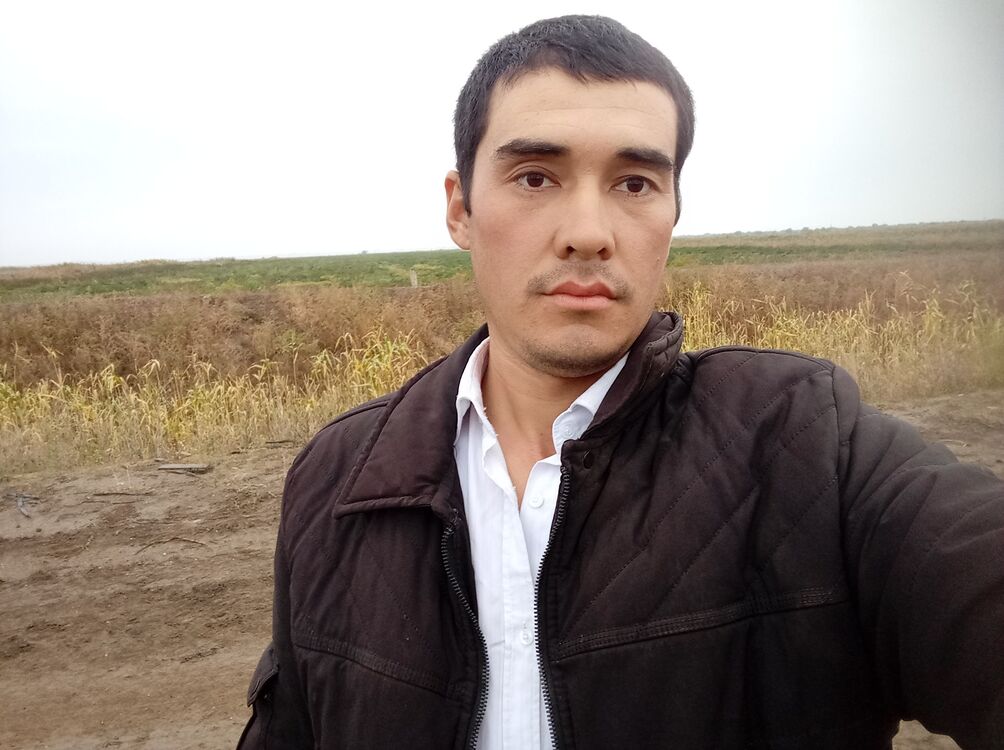  ,   Inomjon, 32 ,   ,   , c , 